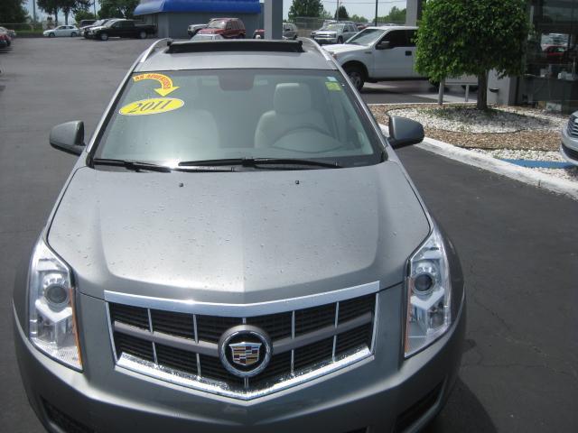 Cadillac SRX 2011 photo 17