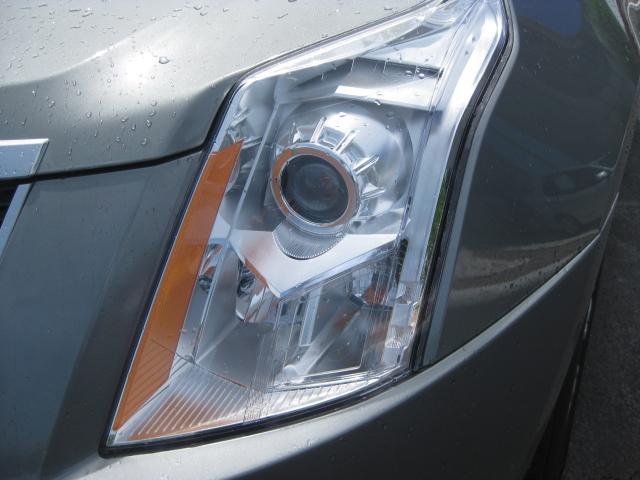 Cadillac SRX 2011 photo 18