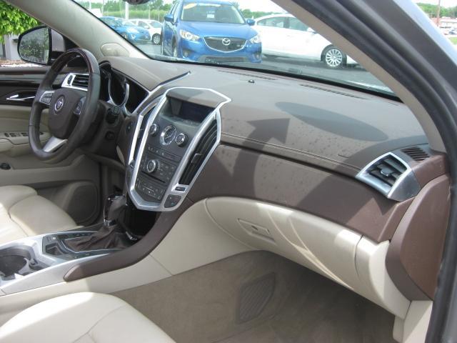 Cadillac SRX 2011 photo 4