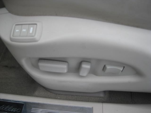 Cadillac SRX 2011 photo 7