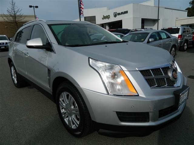 Cadillac SRX 2011 photo 1