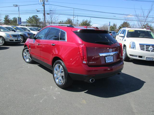 Cadillac SRX 2011 photo 4