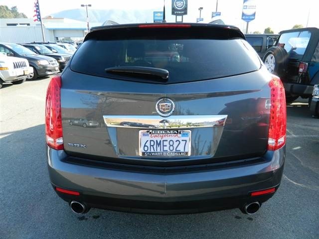 Cadillac SRX Base Unspecified