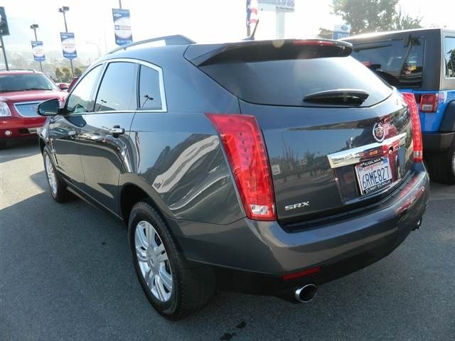 Cadillac SRX 2011 photo 3