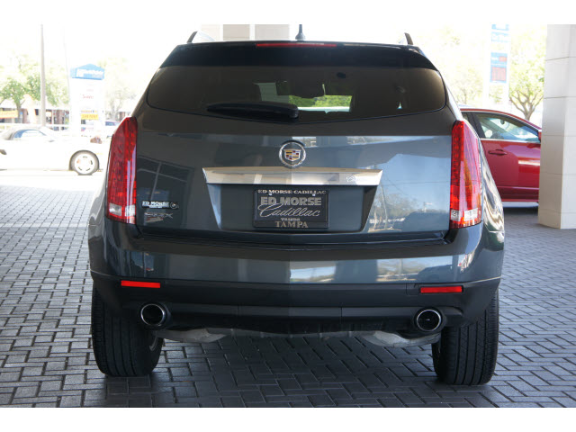 Cadillac SRX 2011 photo 1