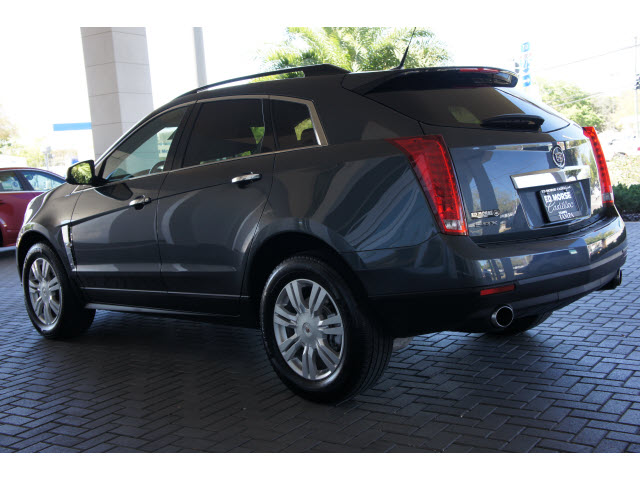 Cadillac SRX 2011 photo 3