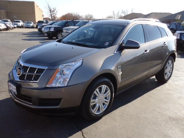 Cadillac SRX 2011 photo 2