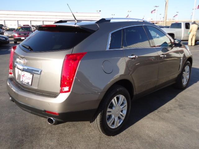 Cadillac SRX 2011 photo 4