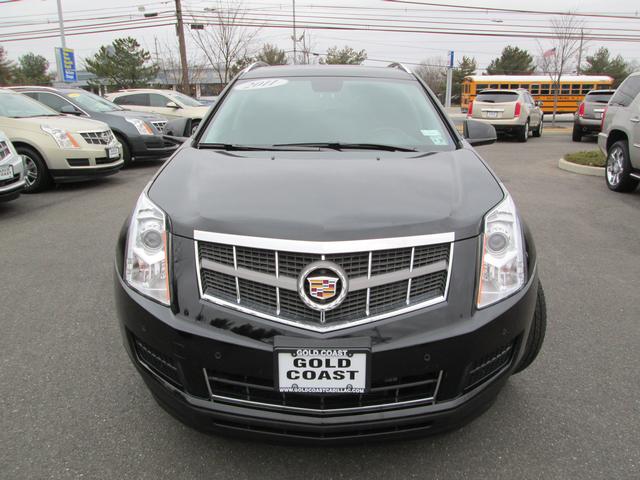 Cadillac SRX 2011 photo 1