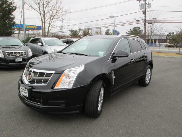 Cadillac SRX 2011 photo 2