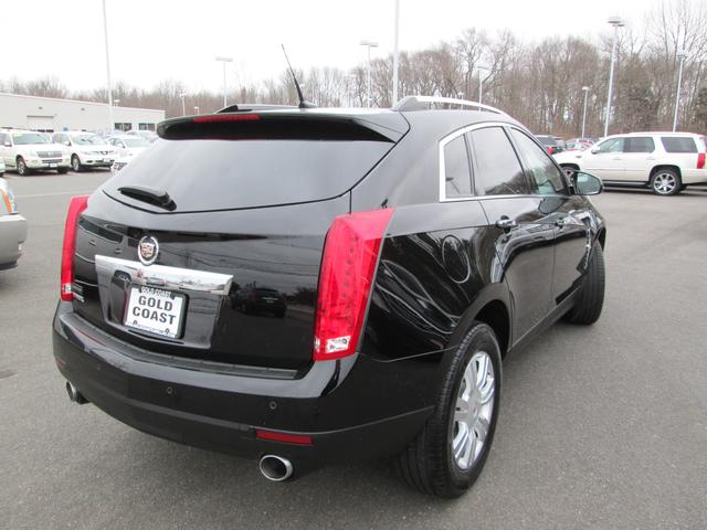 Cadillac SRX 2011 photo 4