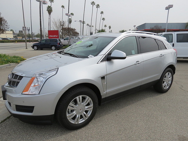 Cadillac SRX 2011 photo 1