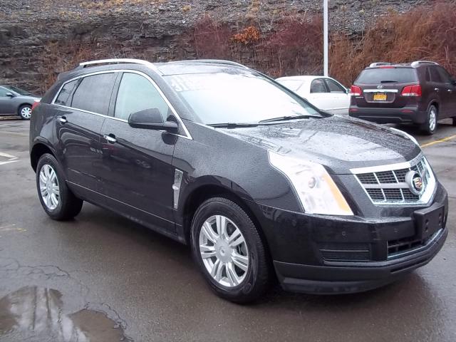 Cadillac SRX 2011 photo 2