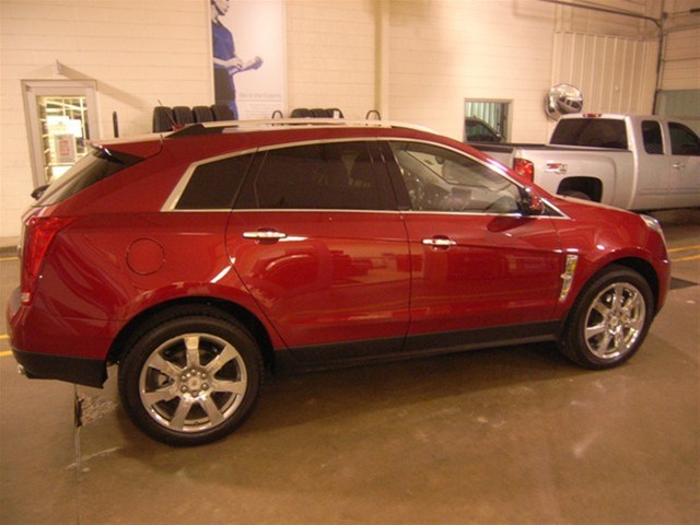 Cadillac SRX 2011 photo 3