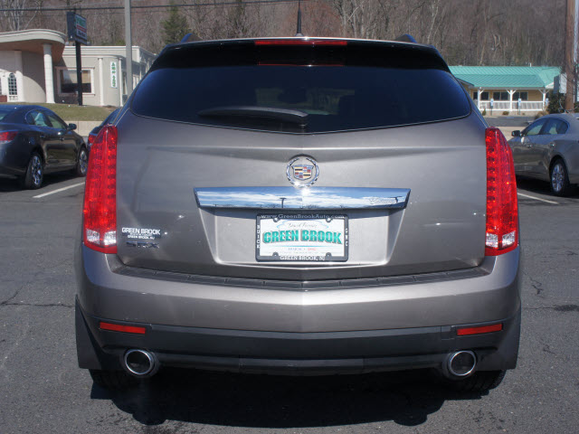 Cadillac SRX Base Unspecified