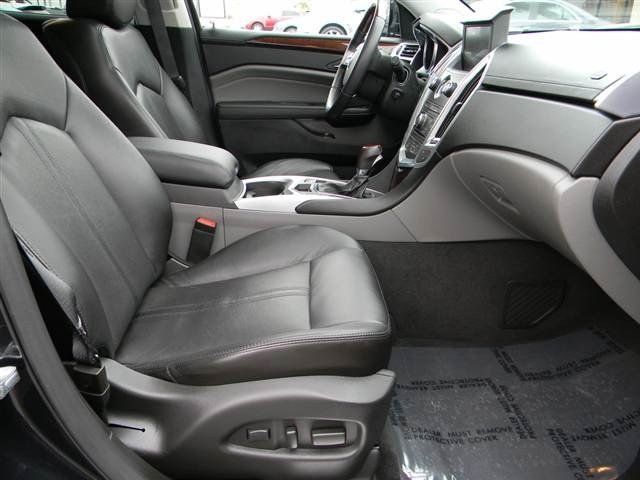 Cadillac SRX 2011 photo 5