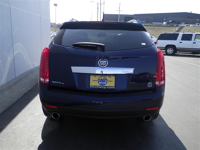 Cadillac SRX 2011 photo 3