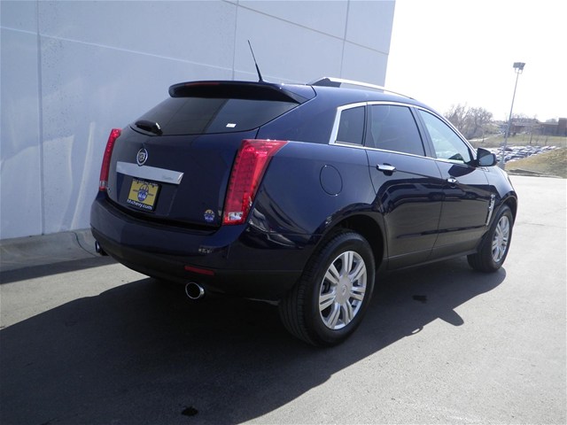 Cadillac SRX 2011 photo 5