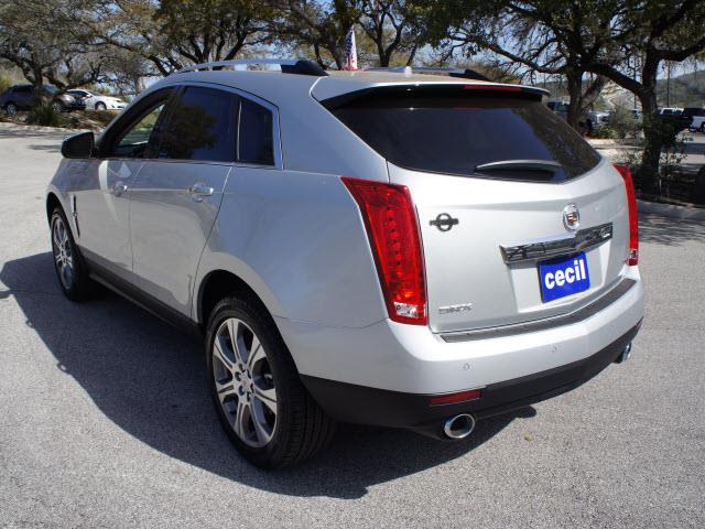 Cadillac SRX 2012 photo 3