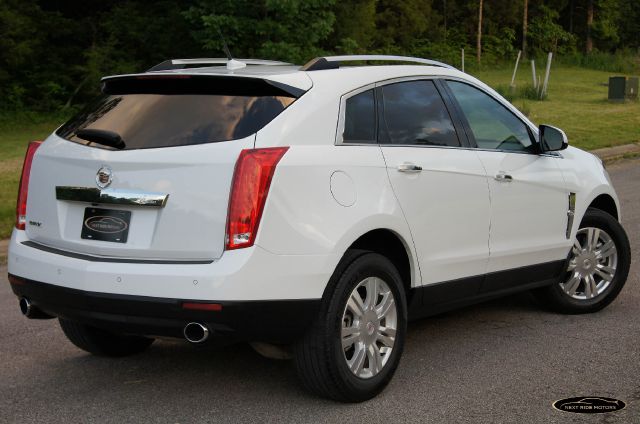 Cadillac SRX 2012 photo 1