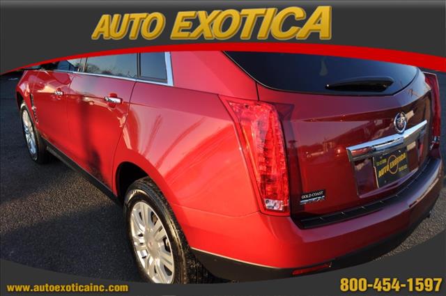 Cadillac SRX 2012 photo 2