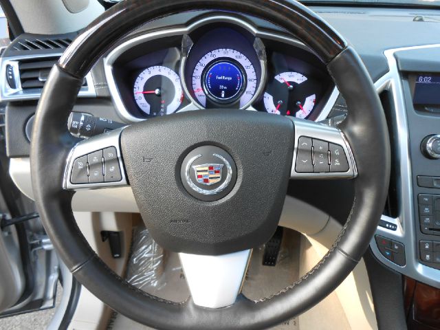 Cadillac SRX 2012 photo 15