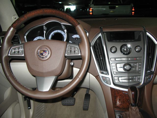 Cadillac SRX 2012 photo 7