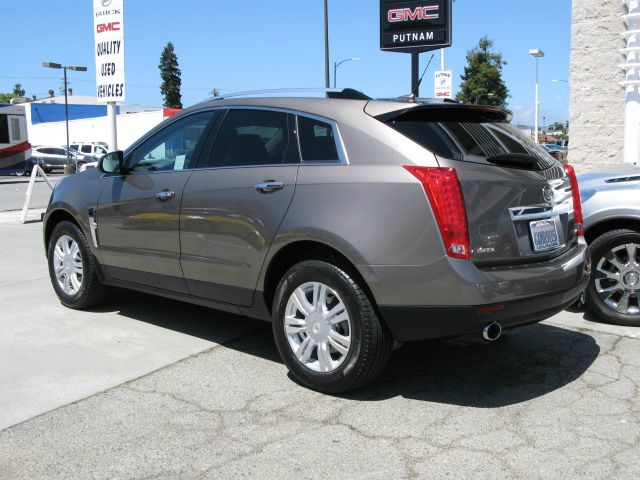 Cadillac SRX 2012 photo 9