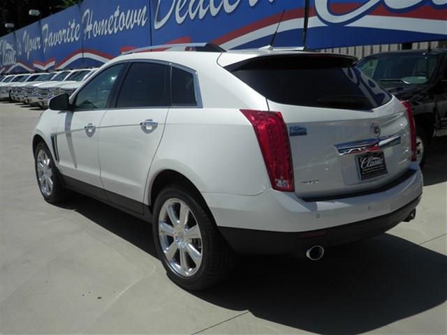 Cadillac SRX 2013 photo 2