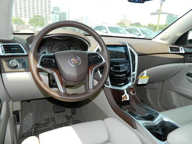 Cadillac SRX 2013 photo 3