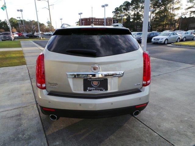 Cadillac SRX 2014 photo 1