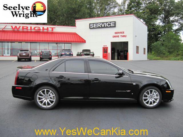 Cadillac STS-V 2006 photo 1