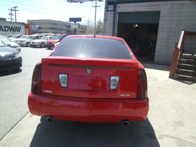 Cadillac STS 2005 photo 1