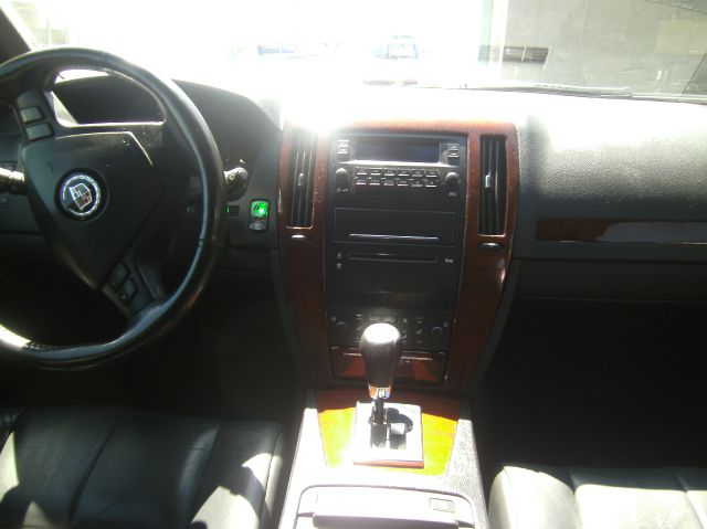 Cadillac STS 2005 photo 6