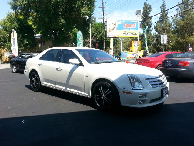 Cadillac STS 2005 photo 3