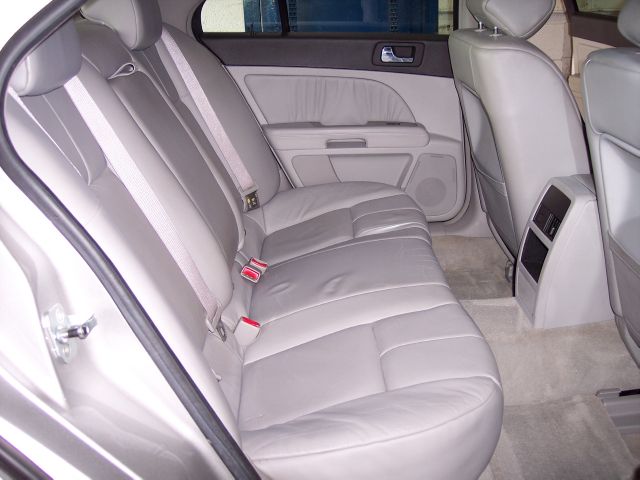 Cadillac STS 2005 photo 22