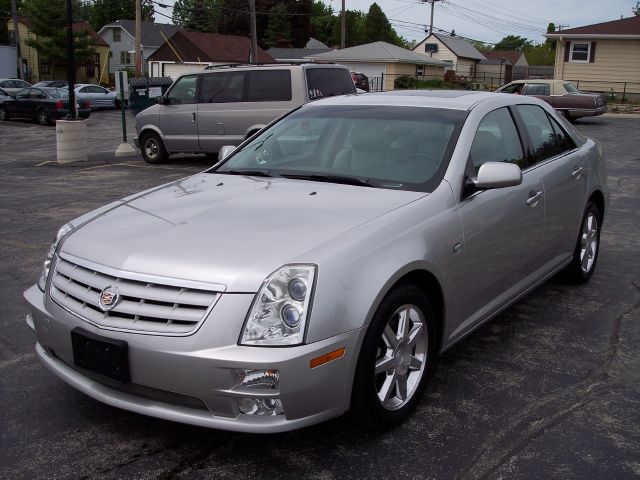 Cadillac STS 2005 photo 7