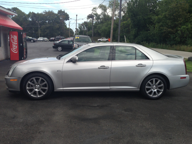 Cadillac STS 2005 photo 4