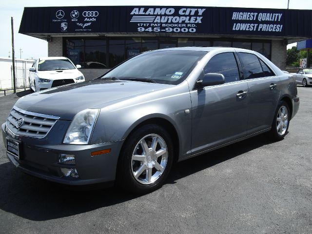 Cadillac STS 2005 photo 3