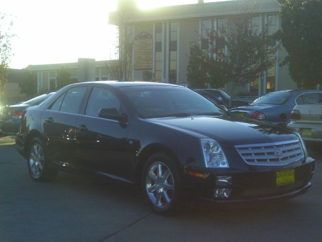 Cadillac STS 2005 photo 4