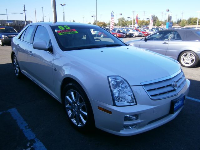 Cadillac STS 2005 photo 4