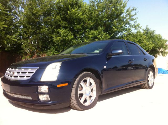 Cadillac STS 2005 photo 1