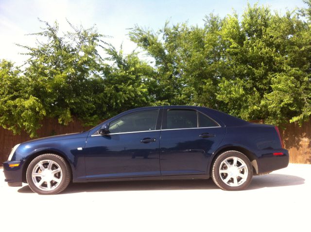 Cadillac STS 2005 photo 3