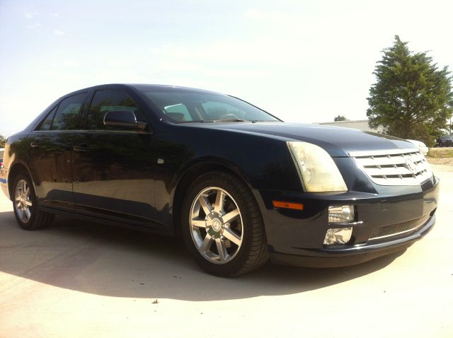 Cadillac STS 2005 photo 4