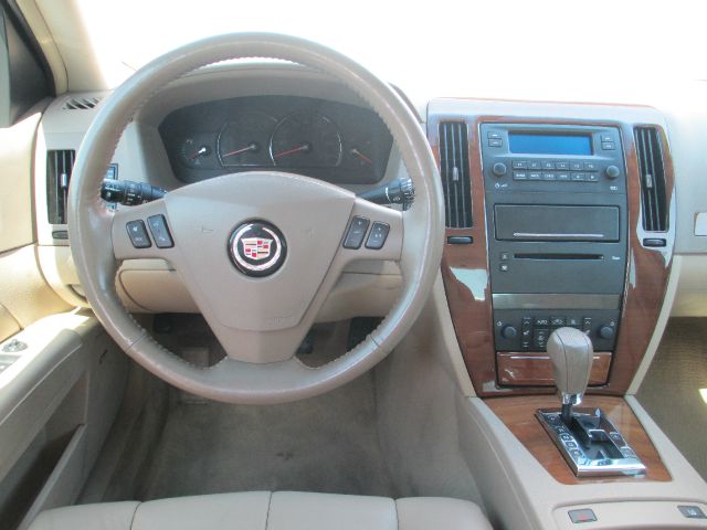 Cadillac STS 2005 photo 3