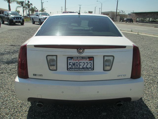 Cadillac STS 2005 photo 4