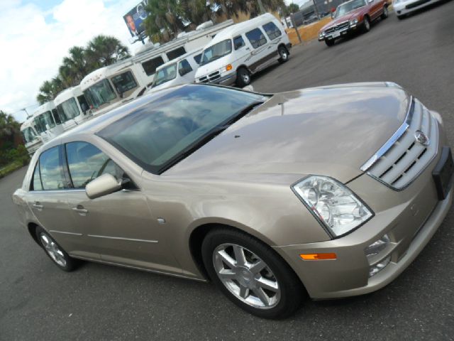 Cadillac STS 2005 photo 5