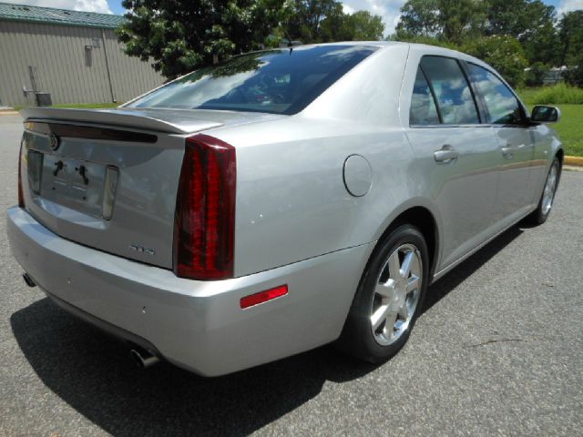 Cadillac STS 2005 photo 3