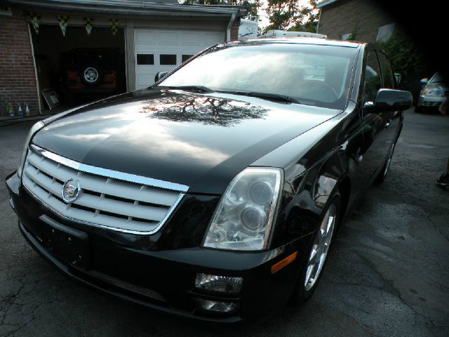 Cadillac STS 2005 photo 1