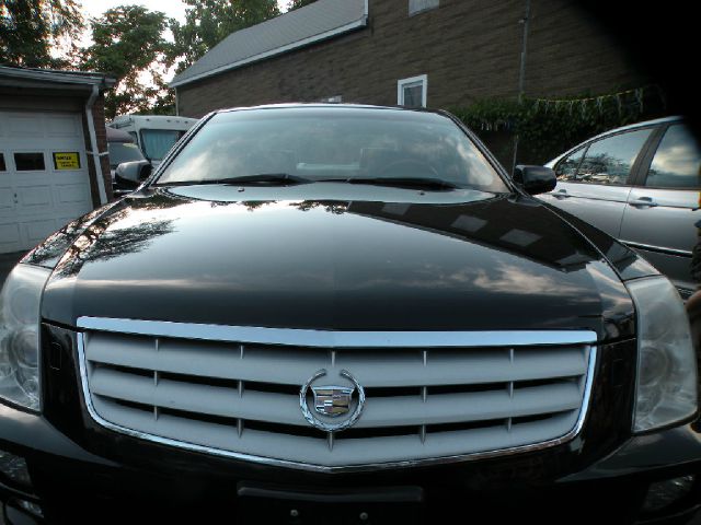 Cadillac STS 2005 photo 4